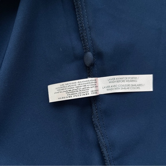 LA VIE EN ROSE New 2PC Luxury Satin Lace Trim Pyjamas Set Navy Size L (NWOT) - Picture 10 of 15